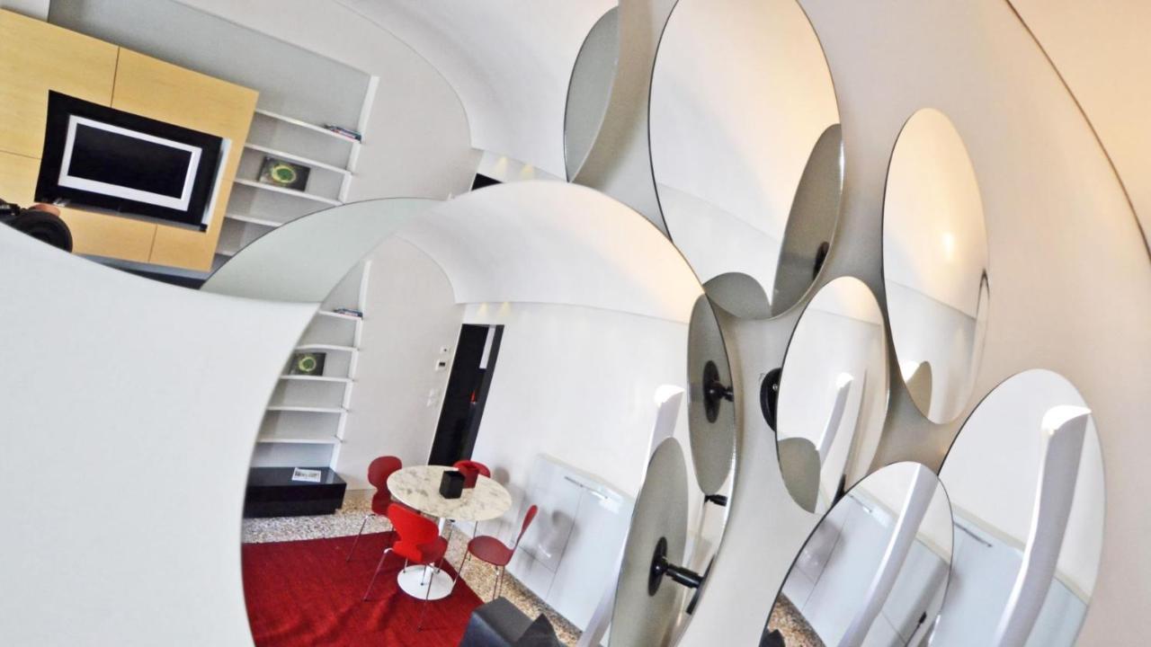 Ai Bareteri Luxury Canal View Venedig Exterior foto