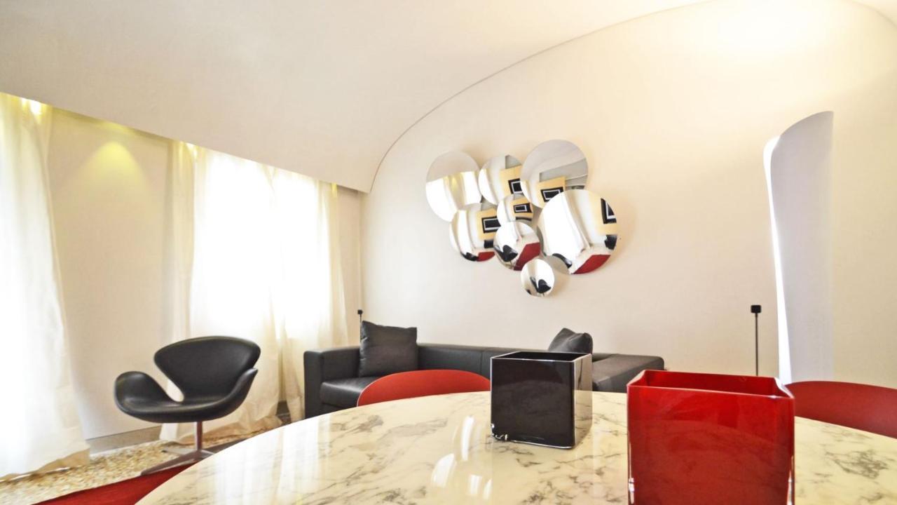 Ai Bareteri Luxury Canal View Venedig Exterior foto